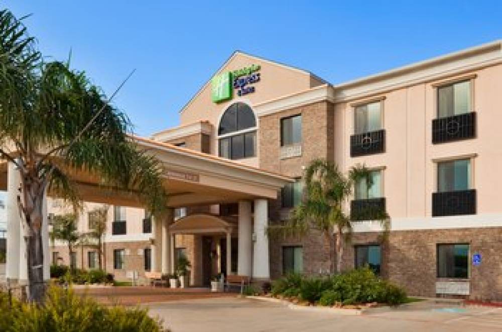 Holiday Inn Express & Suites Fairfield North