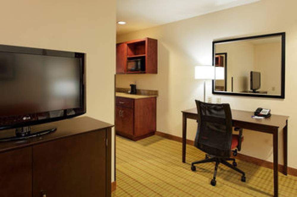 Holiday Inn Express & Suites FLORENCE NORTHEAST 4