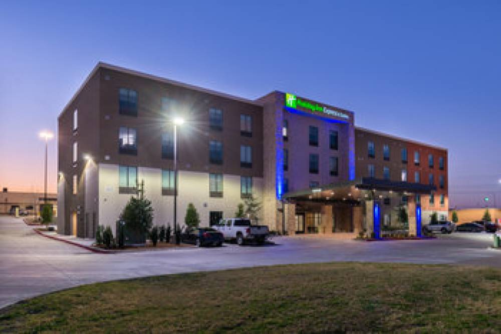 Holiday Inn Express & Suites FORT WORTH WEST 1