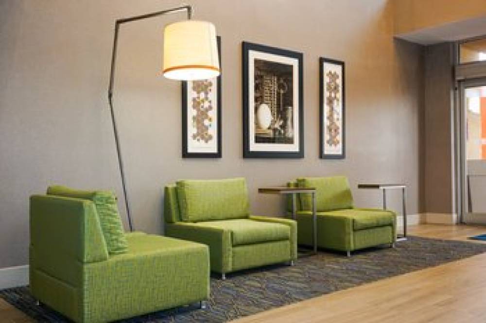 Holiday Inn Express & Suites FREMONT - MILPITAS CENTRAL 6