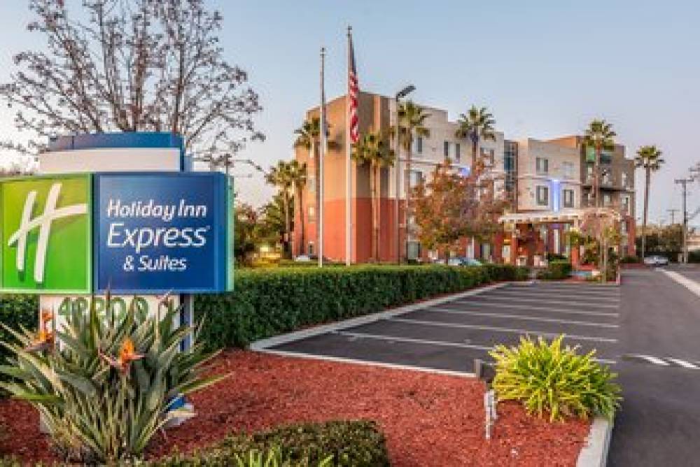 Holiday Inn Express & Suites FREMONT - MILPITAS CENTRAL 1