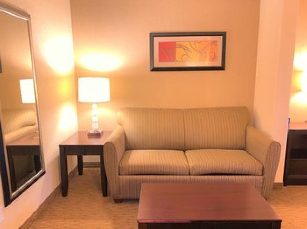 Holiday Inn Express & Suites FRESNO NORTHWEST-HERNDON 3