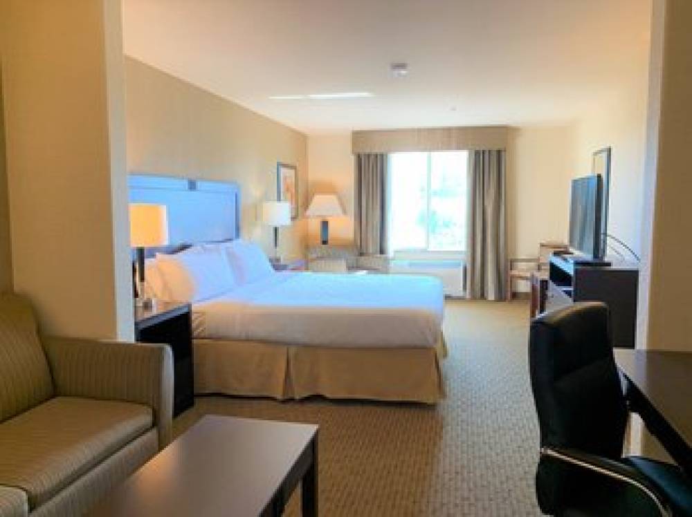 Holiday Inn Express & Suites FRESNO NORTHWEST-HERNDON 6