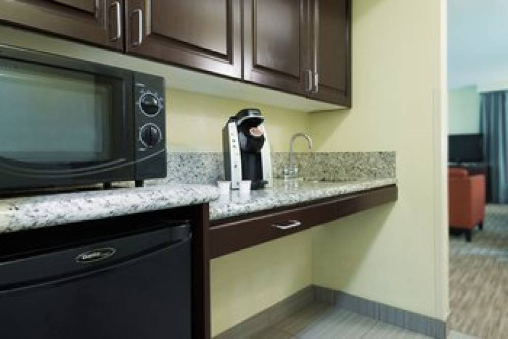 Holiday Inn Express & Suites FT. LAUDERDALE-PLANTATION 7