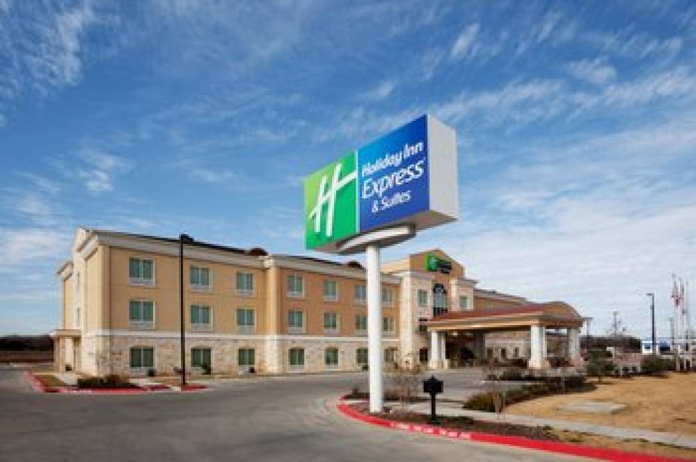 Holiday Inn Express & Suites GEORGETOWN 1