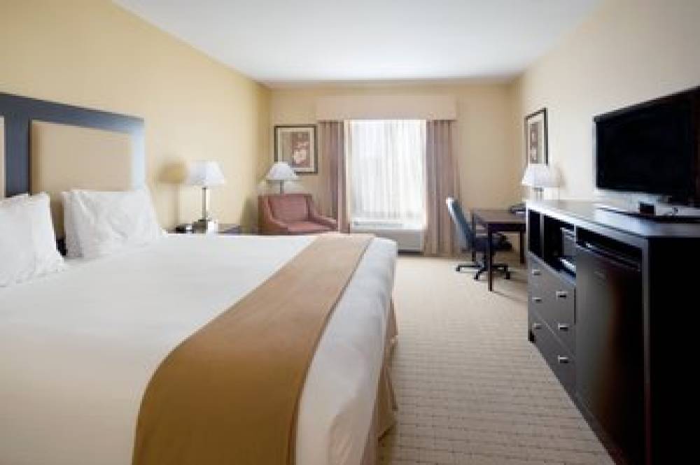 Holiday Inn Express & Suites GEORGETOWN 4