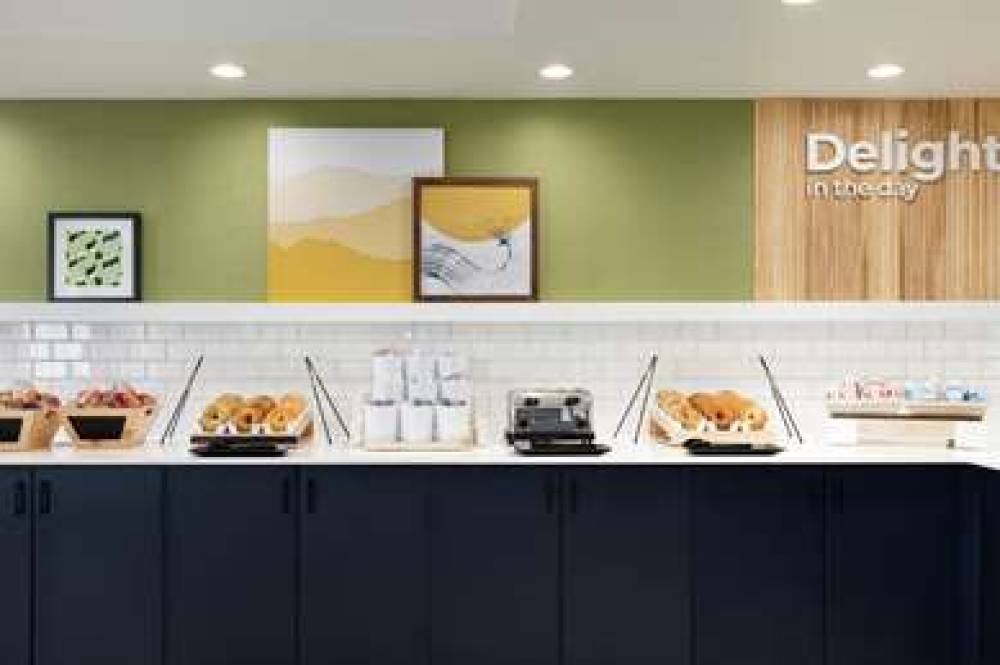 Holiday Inn Express & Suites GERMANTOWN - GAITHERSBURG 8