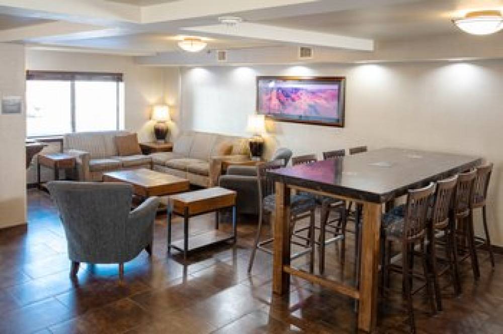 Holiday Inn Express & Suites GRAND CANYON 2