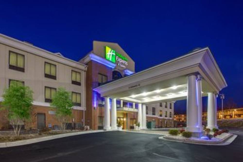 Holiday Inn Express & Suites GREENSBORO-EAST 2