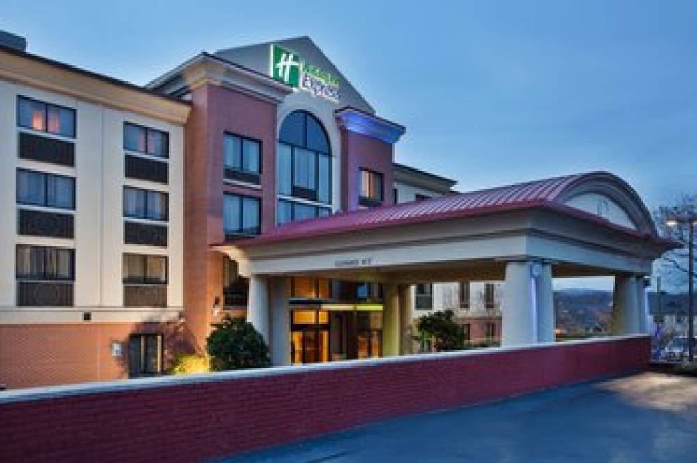 Holiday Inn Express & Suites Greenville Downtown