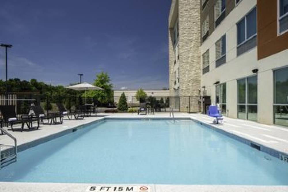 Holiday Inn Express & Suites GRIFFIN 7