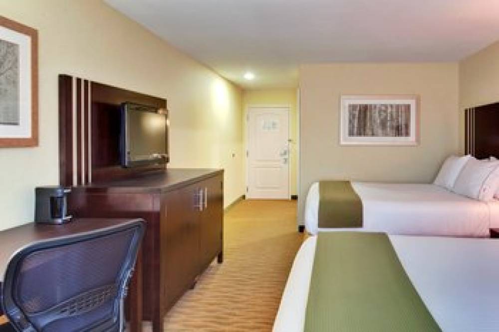 Holiday Inn Express & Suites HAMBURG 8