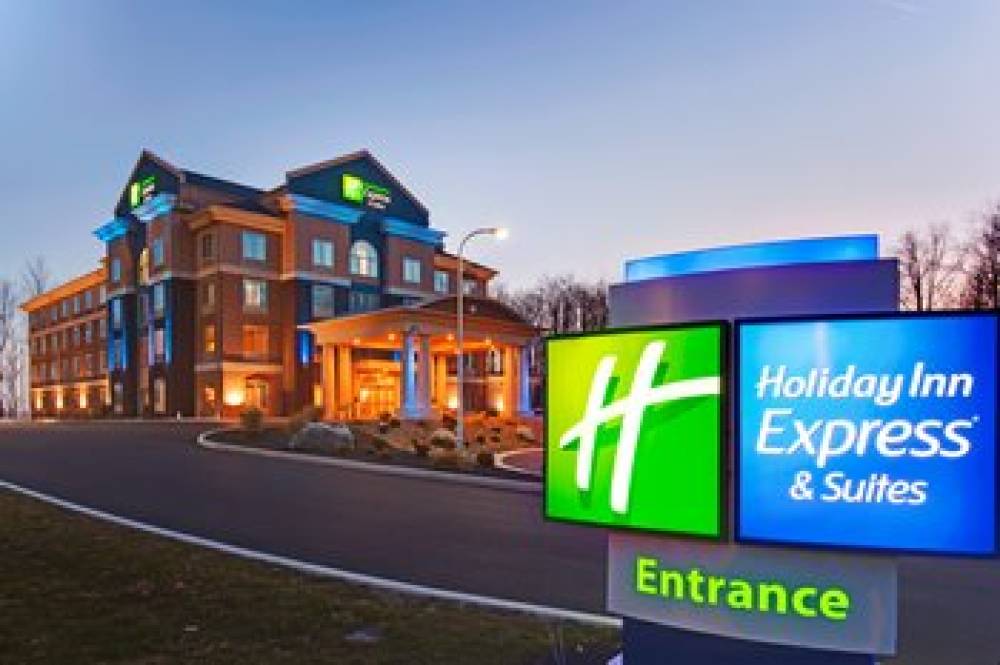 Holiday Inn Express & Suites HAMBURG 1