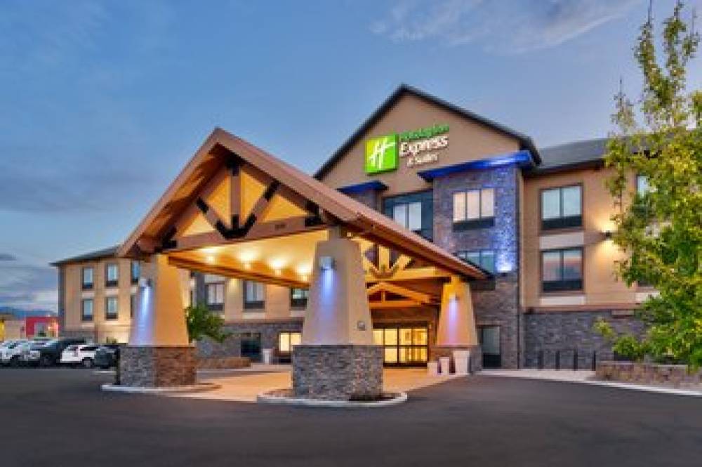 Holiday Inn Express & Suites HELENA 1