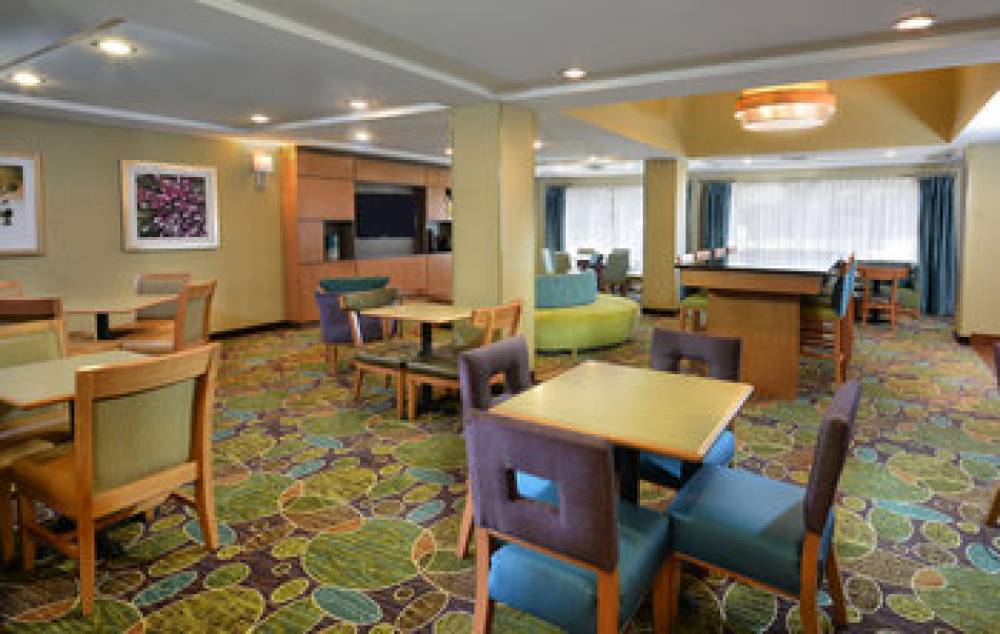 Holiday Inn Express & Suites HIGH POINT SOUTH 6