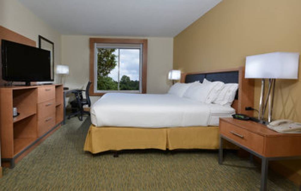 Holiday Inn Express & Suites HIGH POINT SOUTH 9