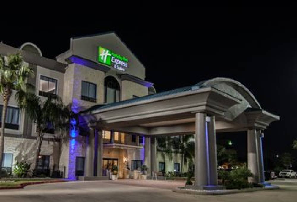 Holiday Inn Express & Suites HOUSTON-ALVIN 8