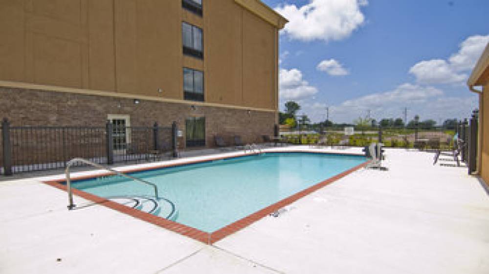 Holiday Inn Express & Suites JACKSON/PEARL INTL AIRPORT 4