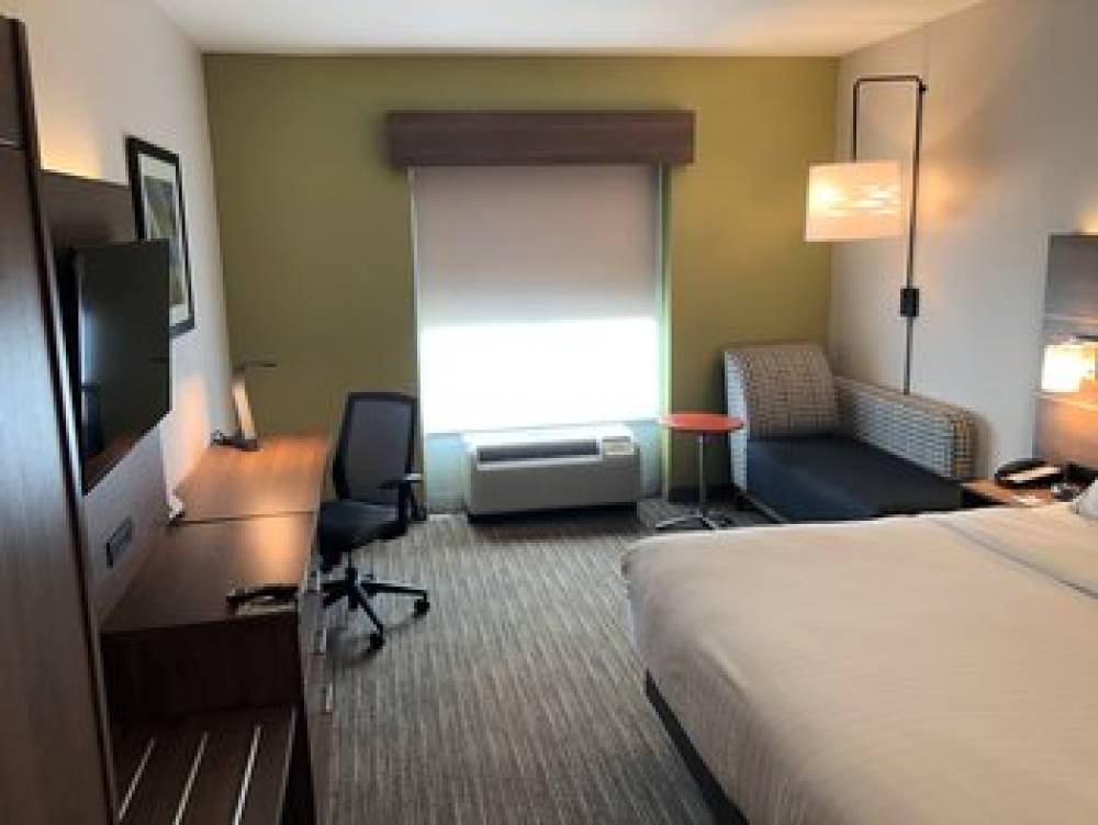 Holiday Inn Express & Suites JACKSONVILLE NORTH-FERNANDINA  5