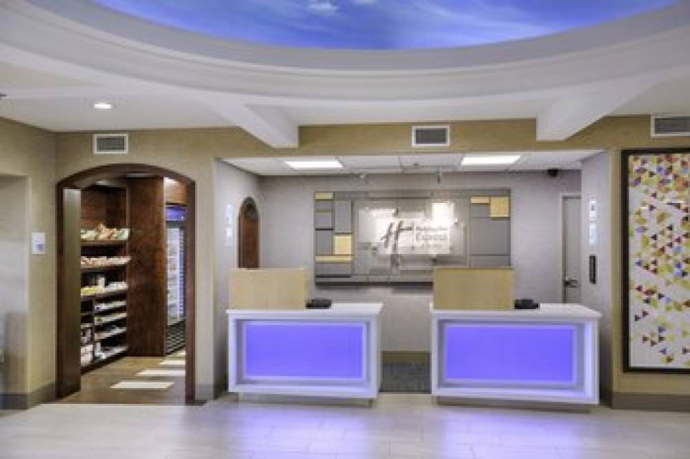 Holiday Inn Express & Suites JACKSONVILLE-SOUTH 6