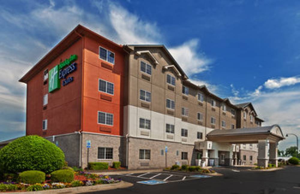 Holiday Inn Express & Suites JENKS 1