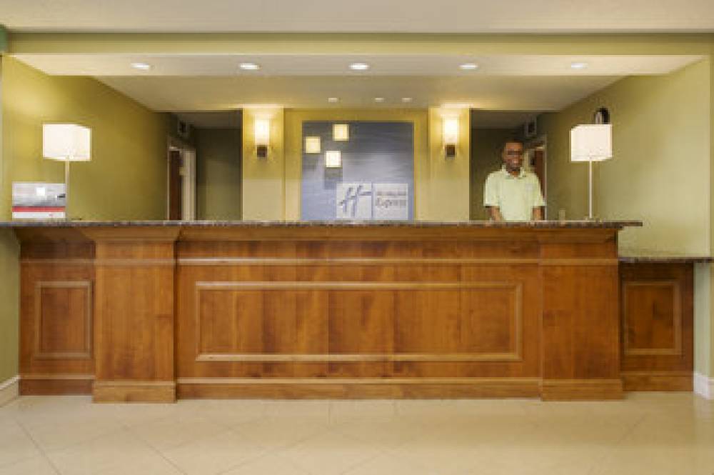 Holiday Inn Express & Suites KALAMAZOO 7