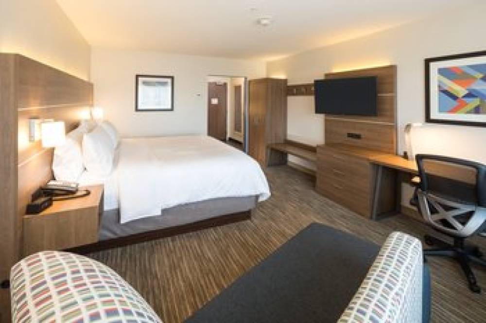 Holiday Inn Express & Suites KALAMAZOO WEST 4