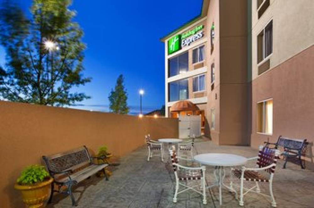 Holiday Inn Express & Suites KINGS MOUNTAIN - SHELBY AREA 9