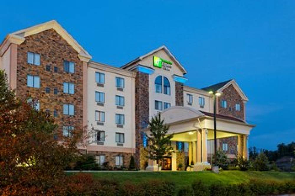 Holiday Inn Express & Suites KINGSPORT-MEADOWVIEW I-26 2