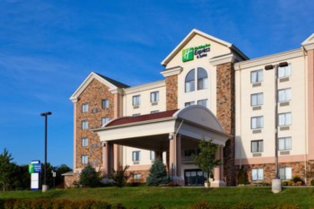 Holiday Inn Express & Suites KINGSPORT-MEADOWVIEW I-26 1