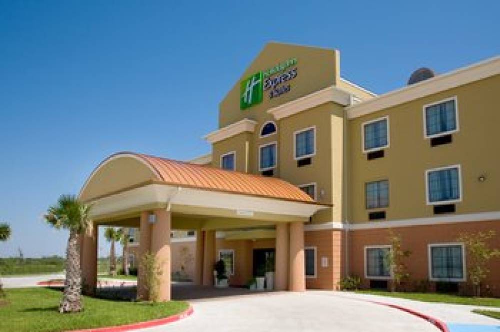 Holiday Inn Express & Suites Kingsville