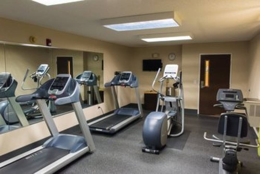 Holiday Inn Express & Suites KINSTON 7