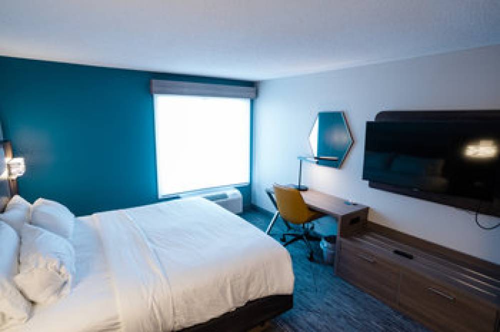 Holiday Inn Express & Suites KNOXVILLE-NORTH-I-75 EXIT 112 5