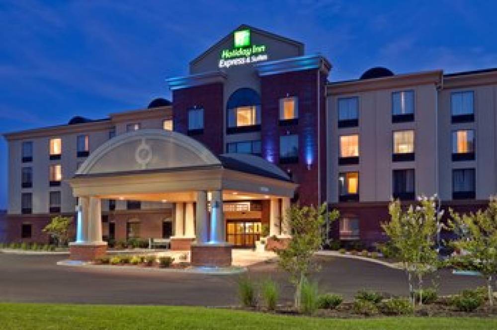 Holiday Inn Express & Suites KODAK EAST-SEVIERVILLE 1