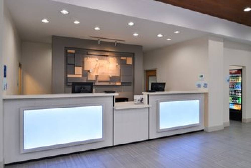 Holiday Inn Express & Suites La Place