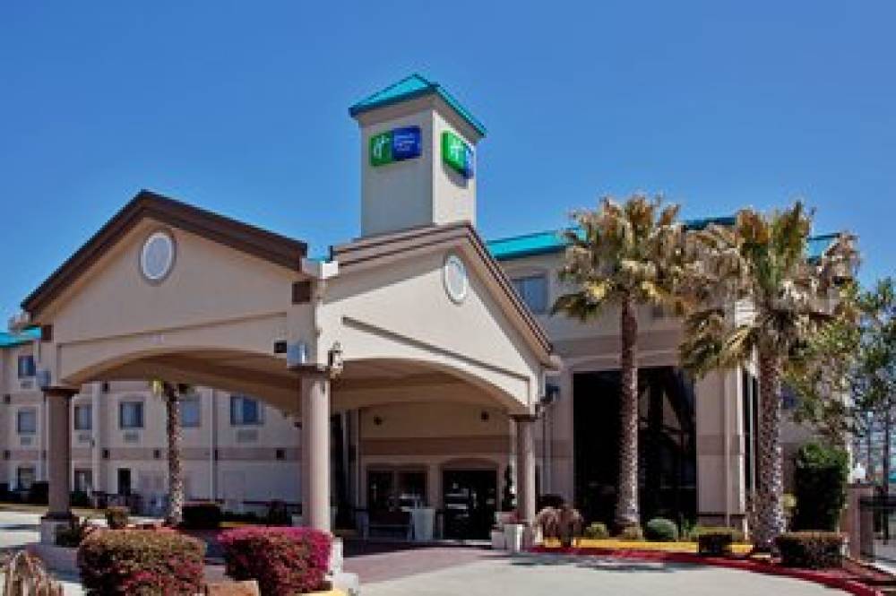 Holiday Inn Express & Suites LAKE CHARLES 5