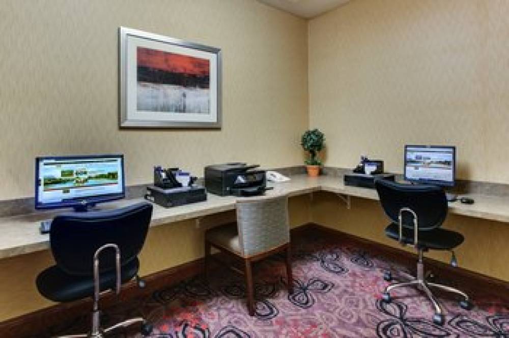 Holiday Inn Express & Suites LANCASTER-LITITZ 6