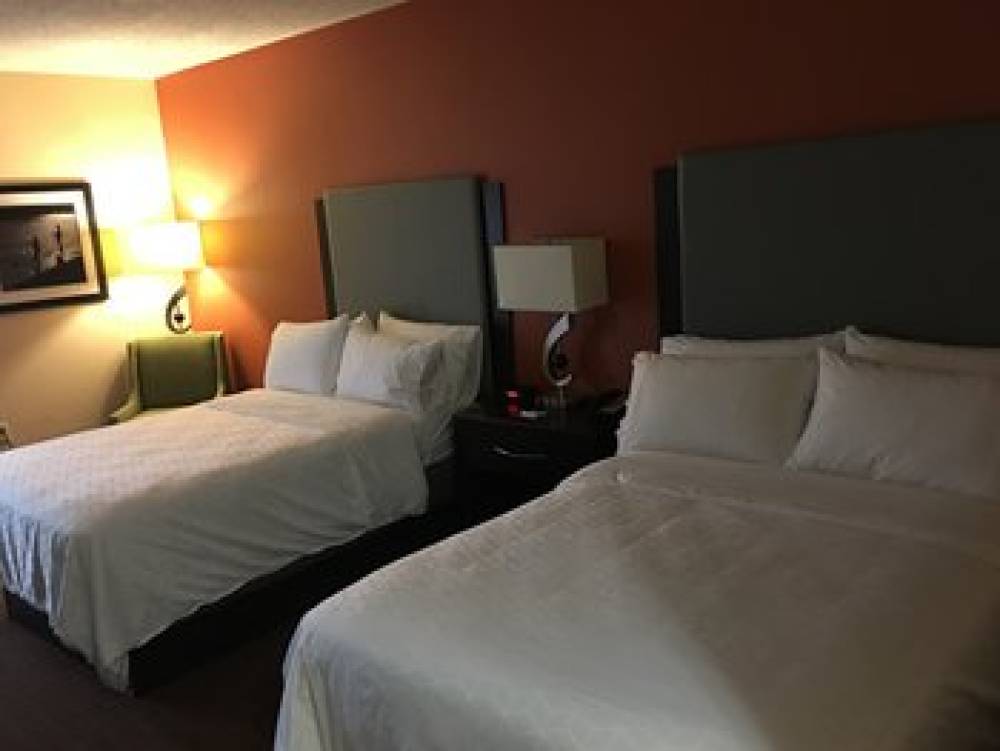 Holiday Inn Express & Suites LAURINBURG 7