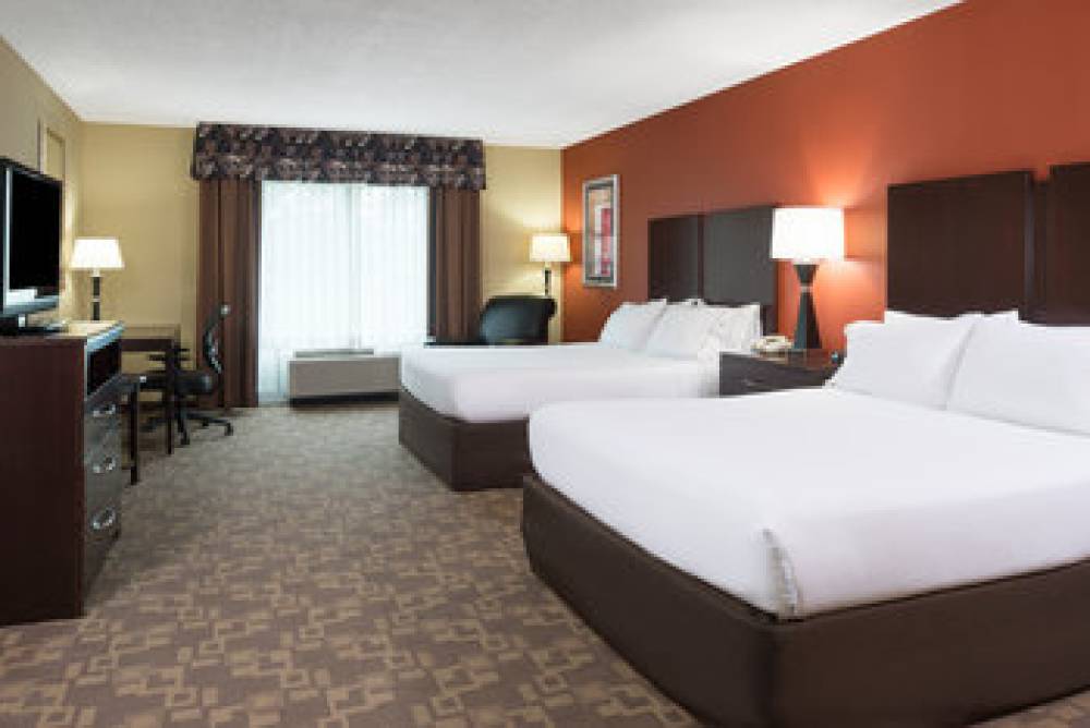 Holiday Inn Express & Suites LEXINGTON DTWN AREA-KEENELAND 6