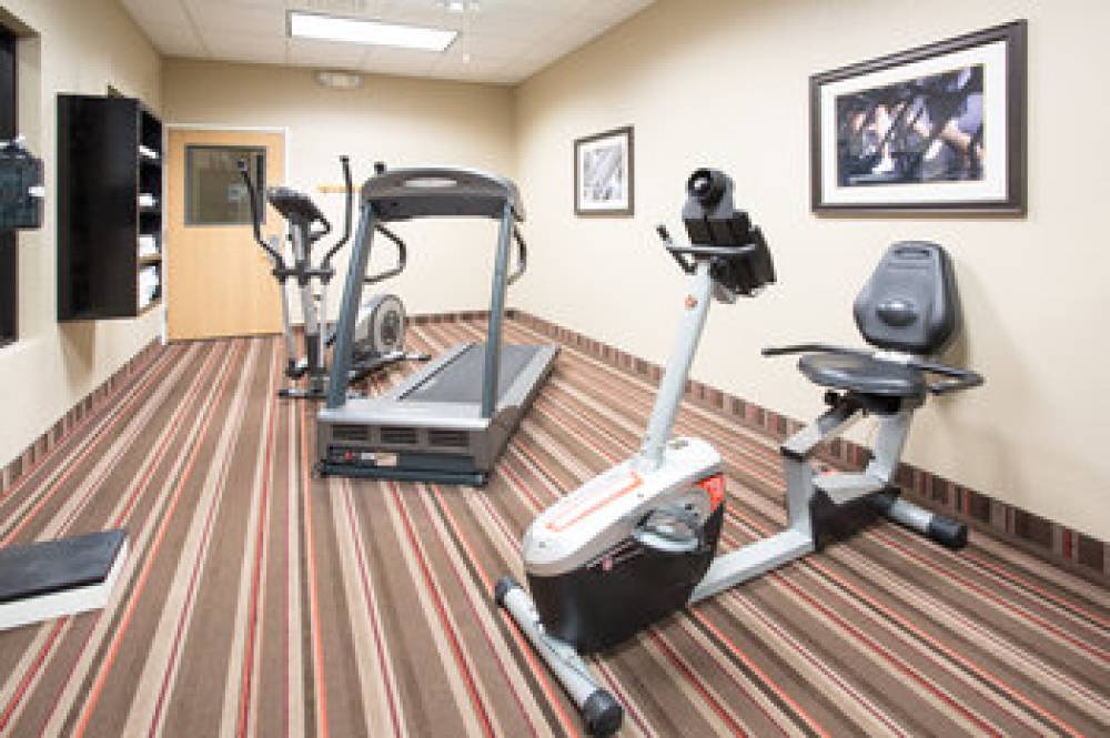 Holiday Inn Express & Suites LEXINGTON 4