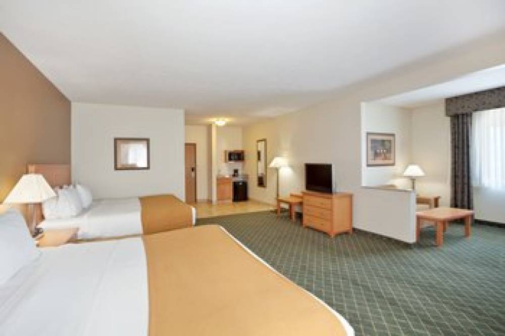 Holiday Inn Express & Suites LINCOLN SOUTH 7