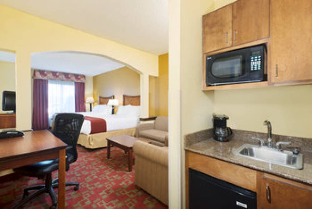 Holiday Inn Express & Suites LITTLE ROCK-WEST 2