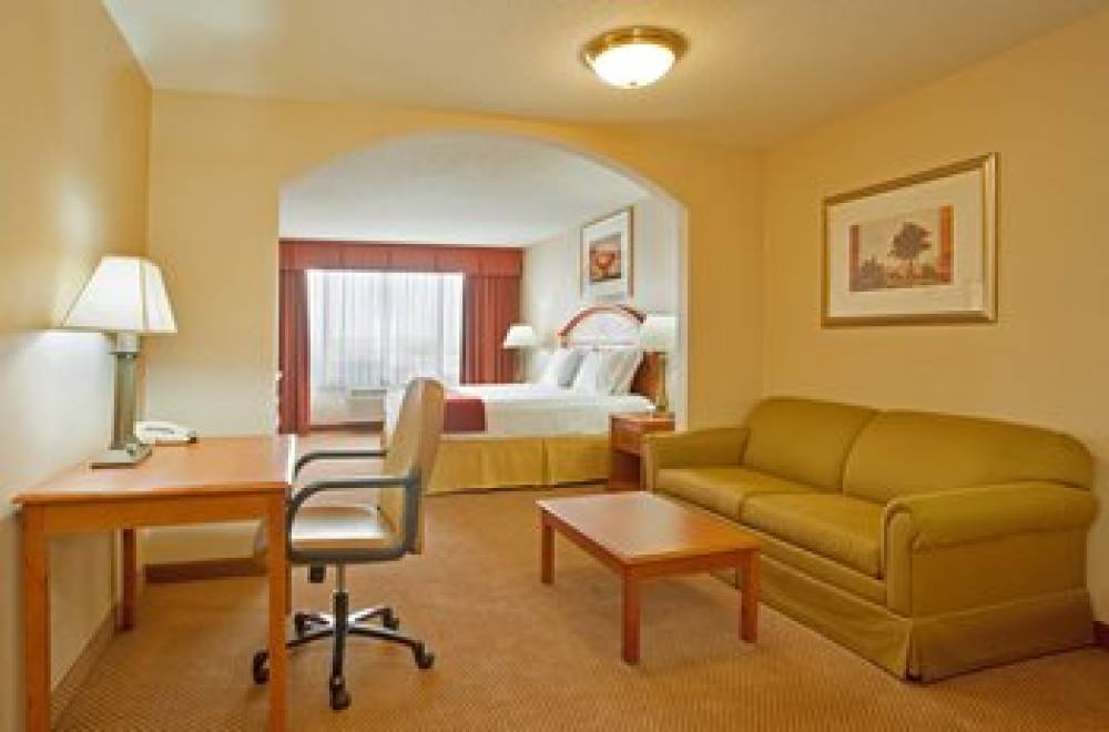 Holiday Inn Express & Suites LOGANSPORT 7