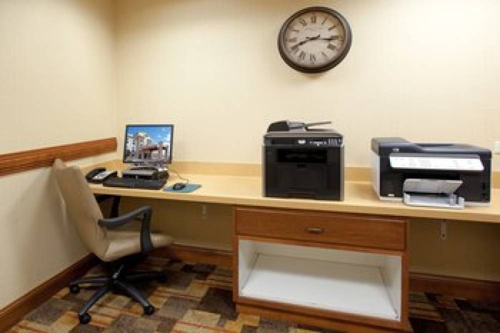 Holiday Inn Express & Suites LOVELAND 6