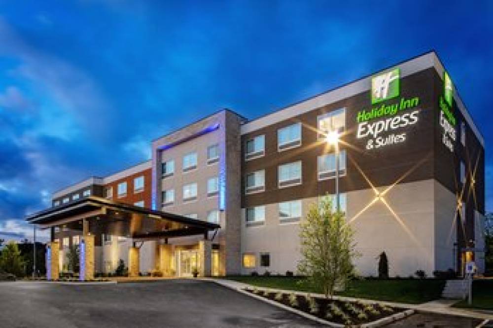 Holiday Inn Express & Suites Madison