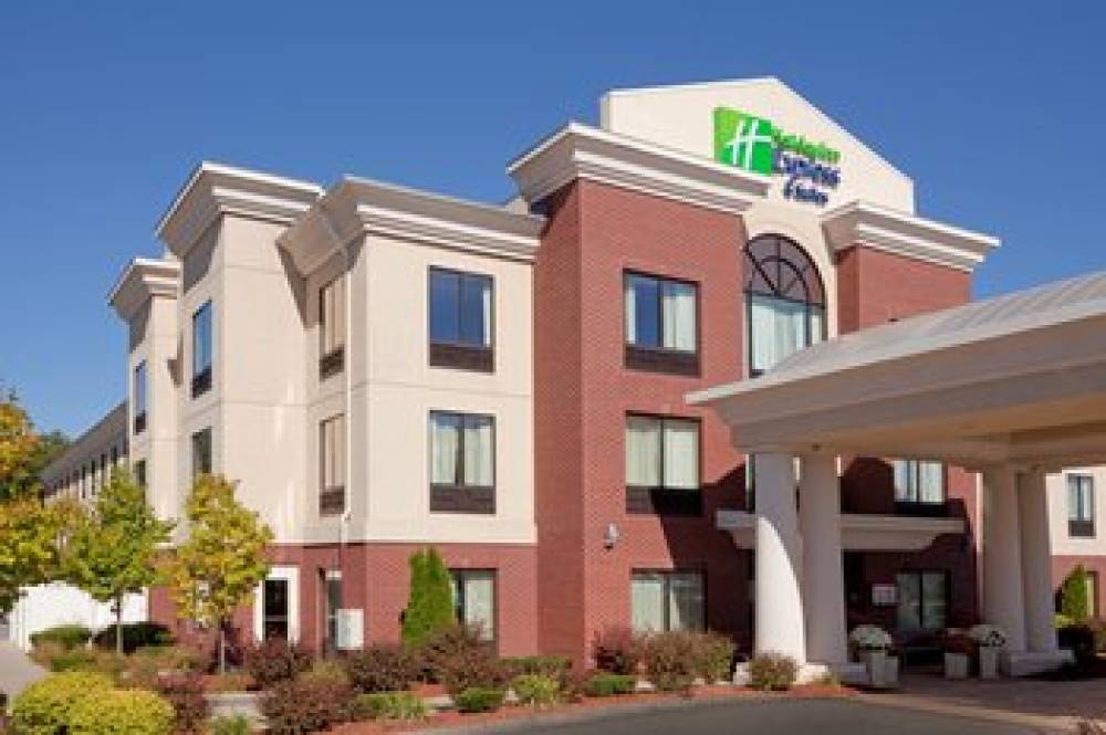 Holiday Inn Express & Suites MANCHESTER-AIRPORT 1