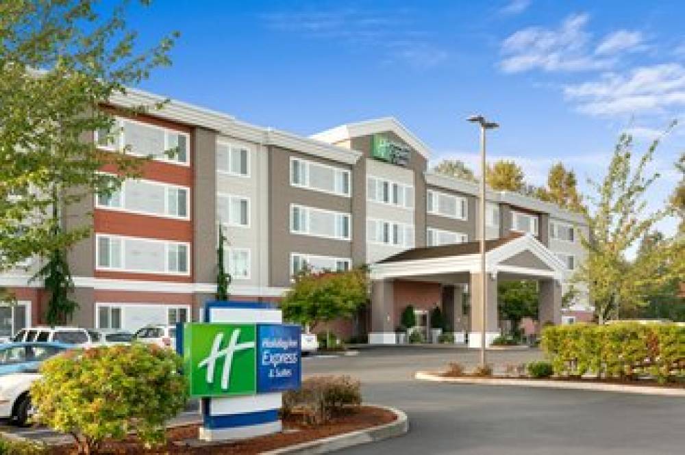 Holiday Inn Express & Suites MARYSVILLE 1