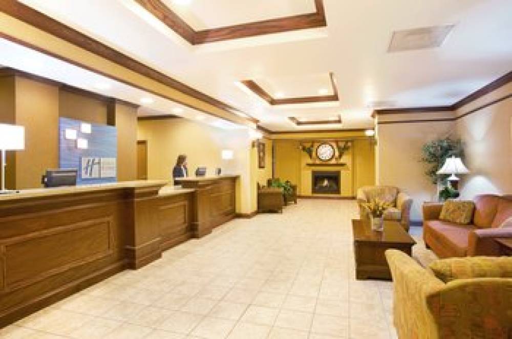 Holiday Inn Express & Suites MATTOON 6