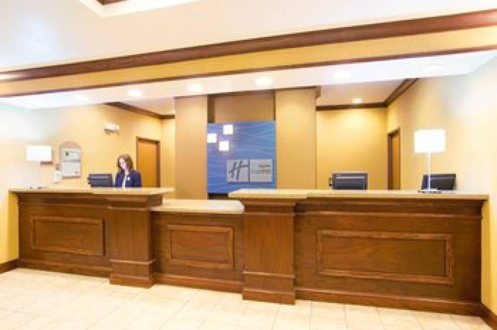 Holiday Inn Express & Suites Mattoon