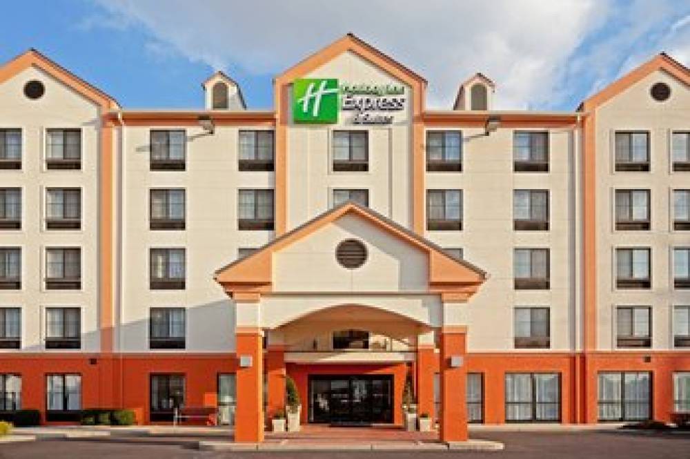 Holiday Inn Express & Suites MEADOWLANDS AREA 1